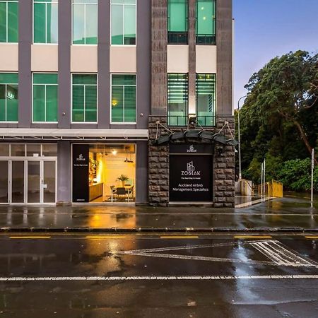 Bright One Bedroom Beauty With Balcony And Unbeatable Views Auckland Extérieur photo